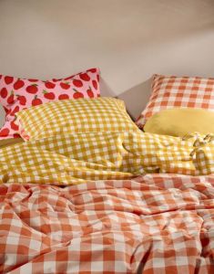 ESSENZA & CO Checking-in Orange Duvet cover 140 x 220