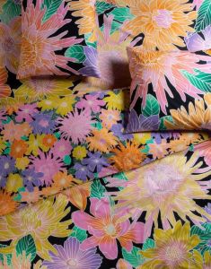 ESSENZA & CO Flower fling Black Duvet cover 200 x 220 cm