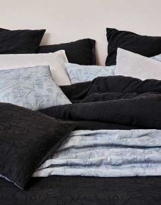 ESSENZA Philippine Vanilla Quilt