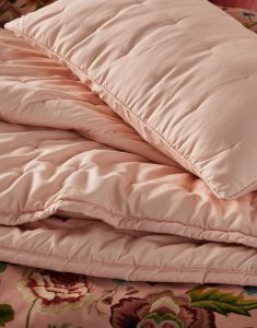 ESSENZA Ruth Evening rose Quilt 220 x 265 cm