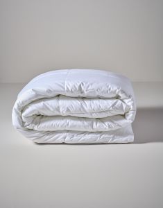 Essenza The Down Alternative White Duvet 200 x 220