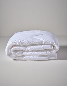 ESSENZA The New Classic Synthetic White Four seasons duvet 135 x 200