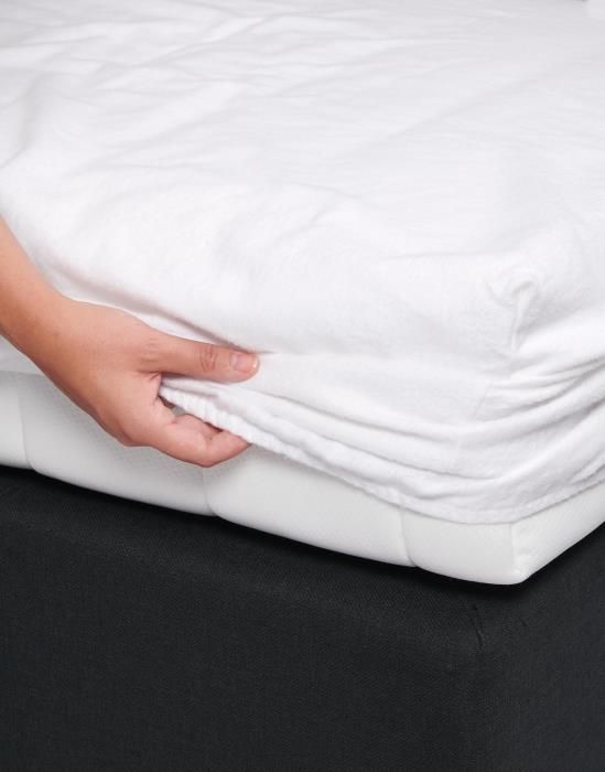 White online fitted sheet