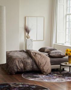 ESSENZA Aurelie   240 x 220