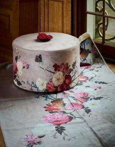 ESSENZA Flower Statement   120 x 180