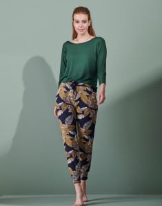 ESSENZA Jules Gwyneth   S