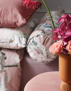 ESSENZA Rosalee Blush Nackenrolle 22 x 50 cm