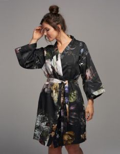 ESSENZA Sarai Fleur Festive Zwart Kimono S