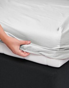white 140x200 cm SO cotton fitted sheet