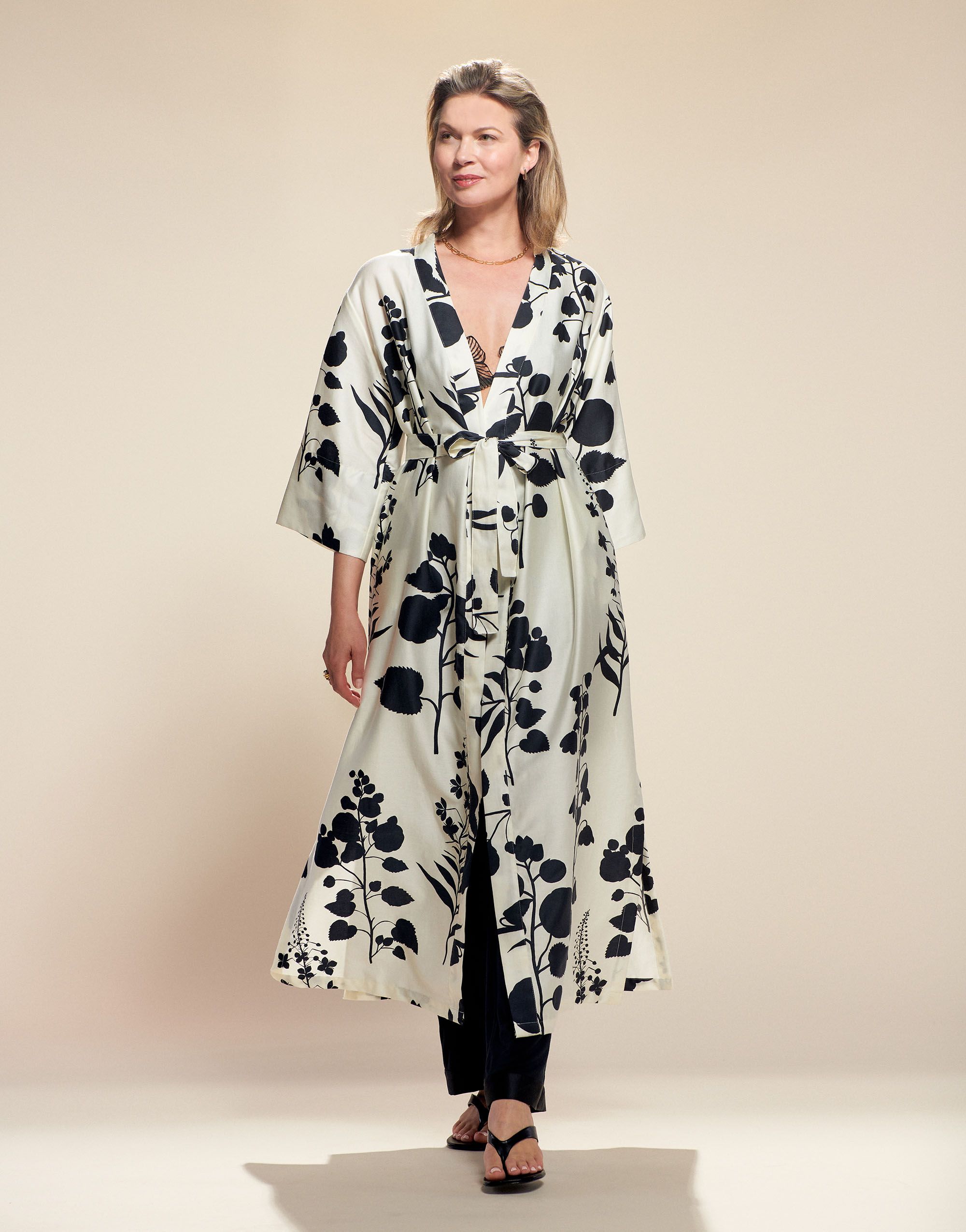 エルンスト【Le Kimono】 ESSENZA Juliet Liva Vanilla Kimono long M