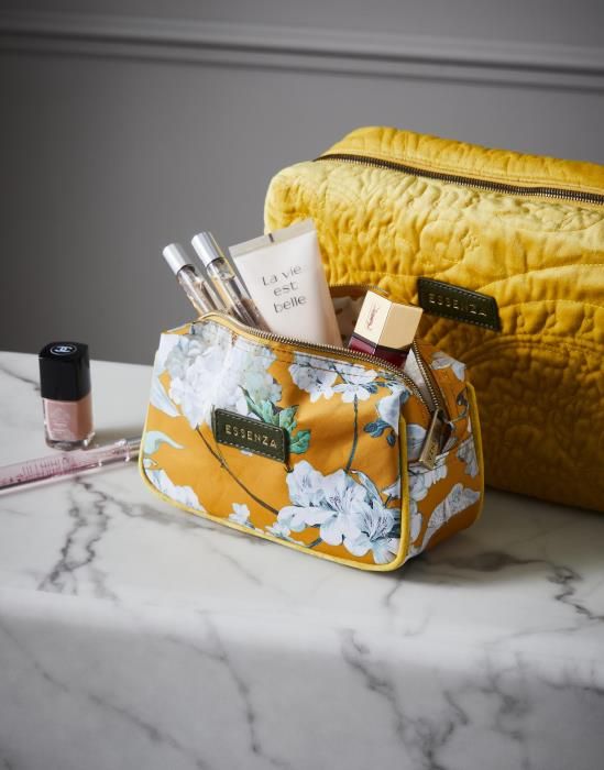 Essenza make up tasje clearance