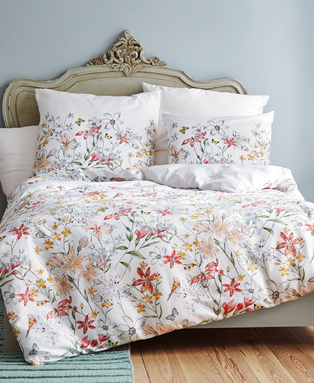 ESSENZA Bed