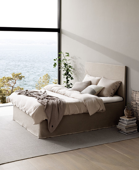 ESSENZA Bed