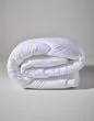 ESSENZA The New Classic Synthetic White Four seasons duvet 200 x 220